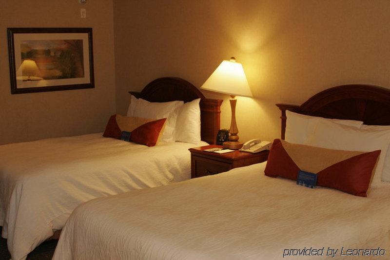 Hilton Garden Inn West Edmonton Cameră foto